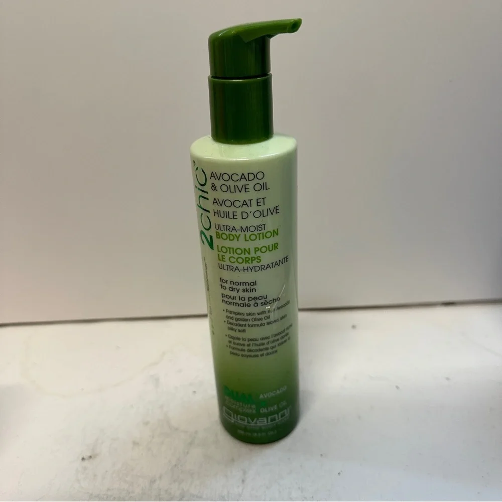 Giovanni 2chic Avocado and Olive Oil Ultra-Moist Body Lotion 8.5 OZ HTF